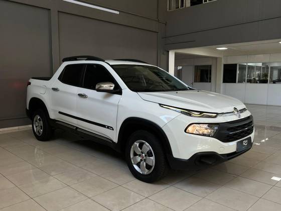FIAT TORO 1.8 16V EVO FLEX FREEDOM AT6 FIAT TORO 1.8 16V EVO FLEX FREEDOM AT6